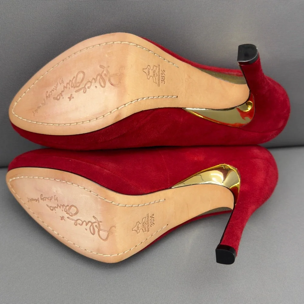 Alice + Olivia by Stacey Bendet Red Suede Platform Stiletto Heels Size‎ 8US/38.5
